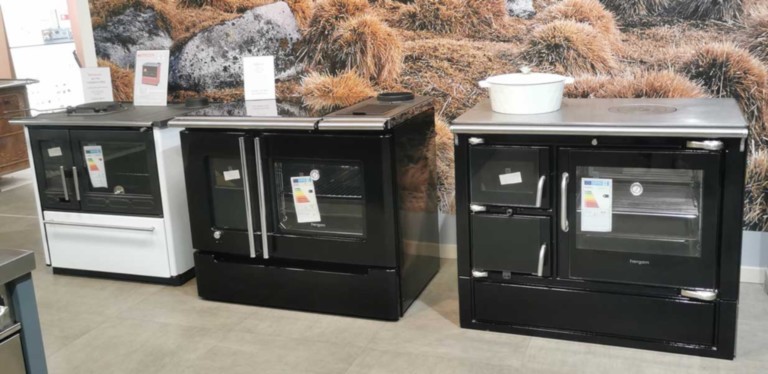 Showroom cuisinières à bois