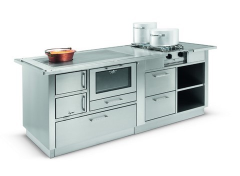 Cuisinière à bois professionnelle