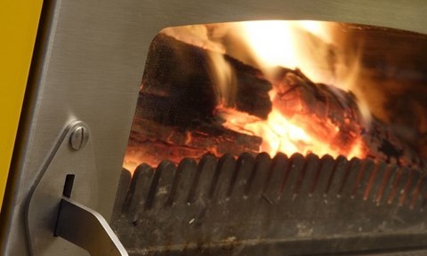 vitre autonettoyante de la cuisiniere a bois demanincor